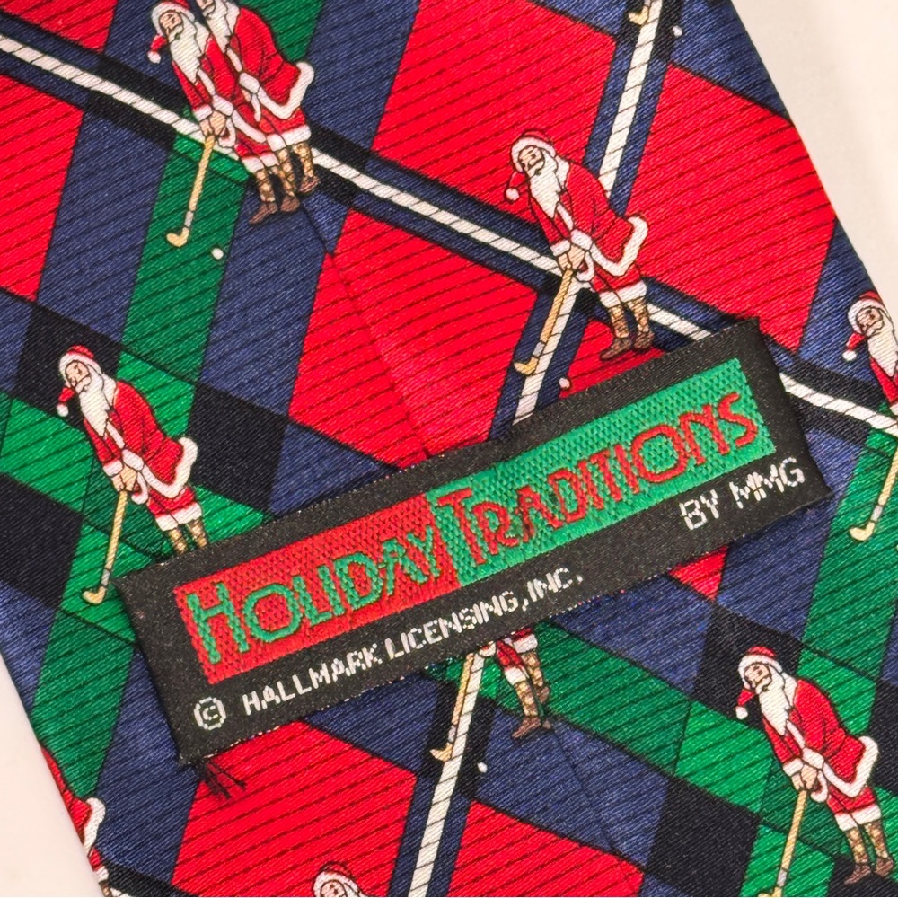 Hallmark Holiday‎ Traditions 100% Silk Red Neck Tie Golfing Christmas Santa 59"